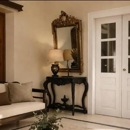 Sandandstone Canava Villa *